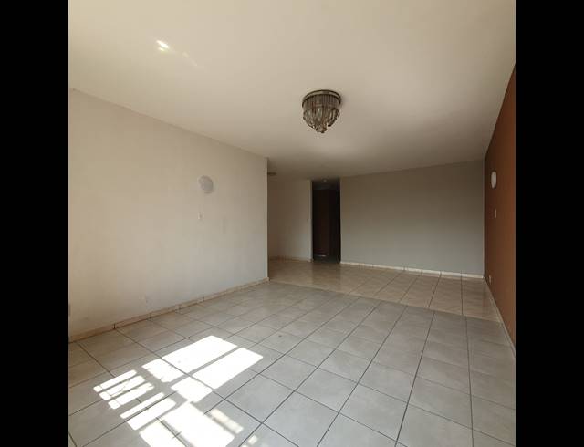 3 BEDROOM FLAT FOR SALE IN VEREENIGING CENTRAL